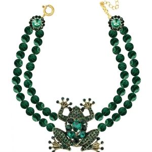 Green frog beaded necklace